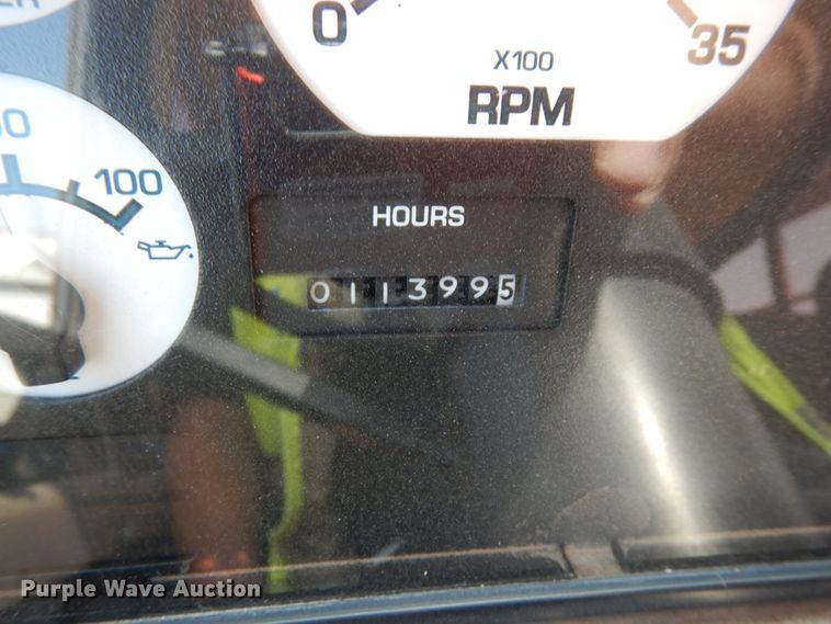 image for item DH6642 2005 International RE300  school bus