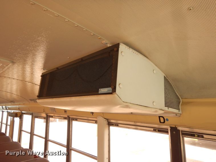 image for item DH6642 2005 International RE300  school bus