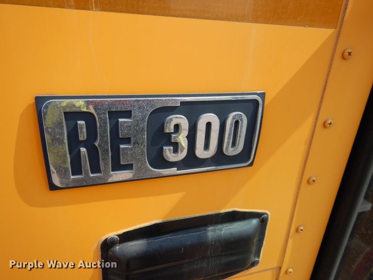 image for item DH6642 2005 International RE300  school bus