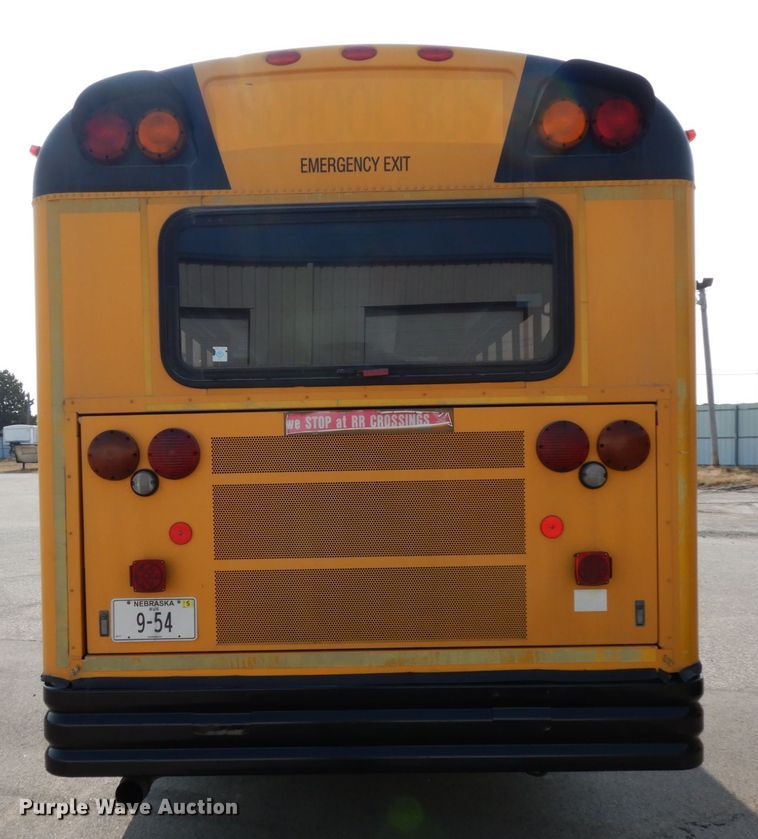 image for item DH6643 2005 International RE300  school bus