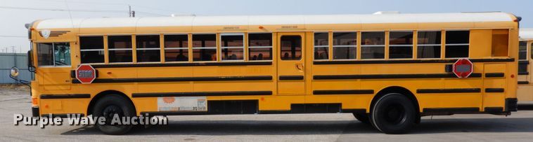 image for item DH6643 2005 International RE300  school bus