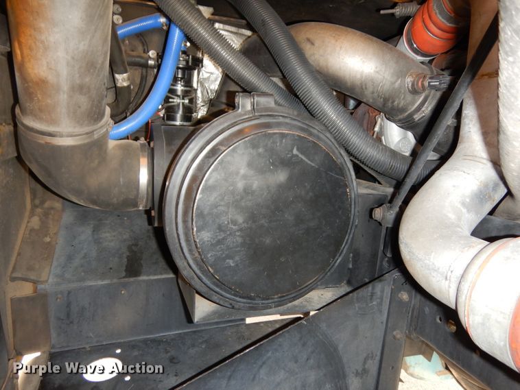 image for item DH6643 2005 International RE300  school bus