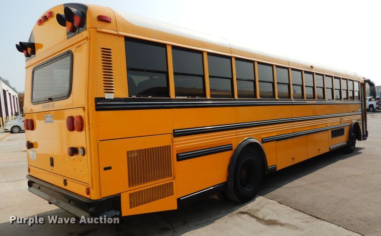 image for item DH6645 2003 Thomas Built Saf-T-Liner  school bus