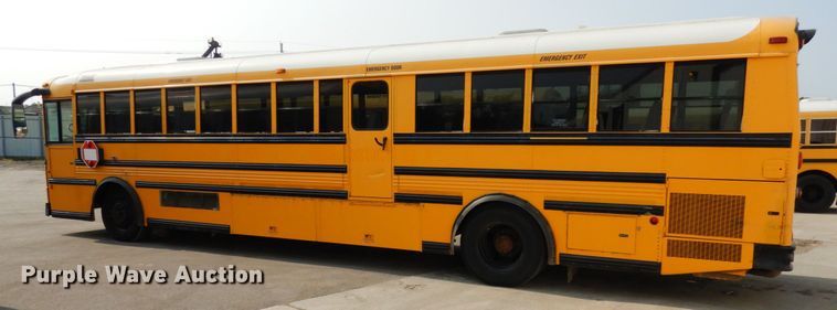 image for item DH6645 2003 Thomas Built Saf-T-Liner  school bus