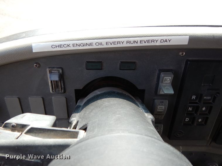 image for item DH6645 2003 Thomas Built Saf-T-Liner  school bus