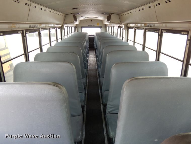 image for item DH6645 2003 Thomas Built Saf-T-Liner  school bus