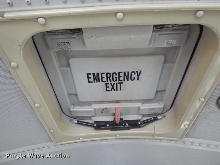 image for item DH6645 2003 Thomas Built Saf-T-Liner  school bus