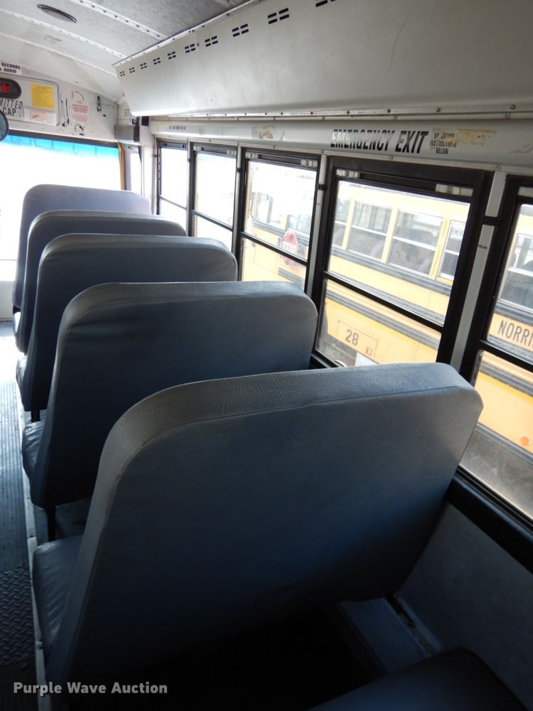 image for item DH6645 2003 Thomas Built Saf-T-Liner  school bus