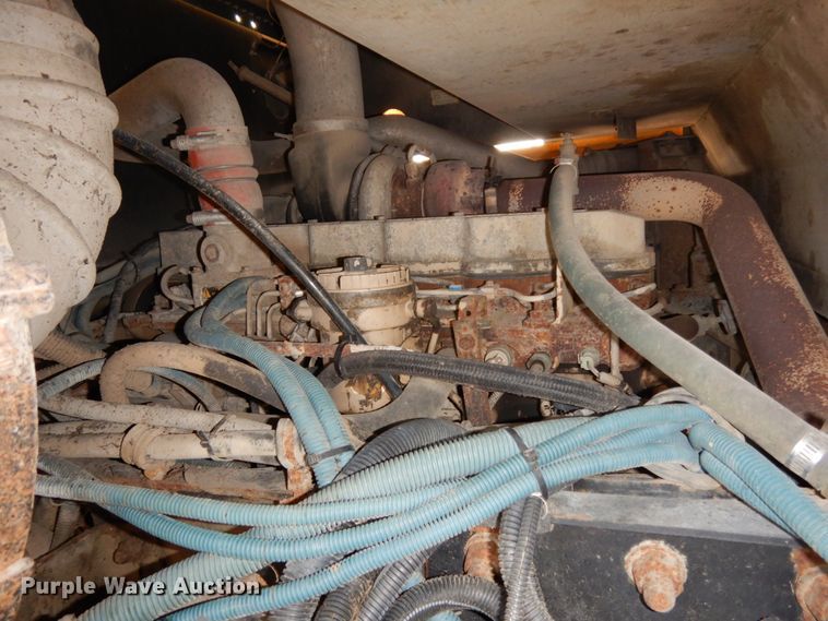 image for item DH6645 2003 Thomas Built Saf-T-Liner  school bus