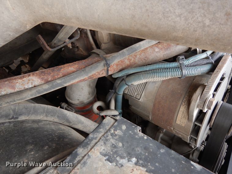 image for item DH6645 2003 Thomas Built Saf-T-Liner  school bus