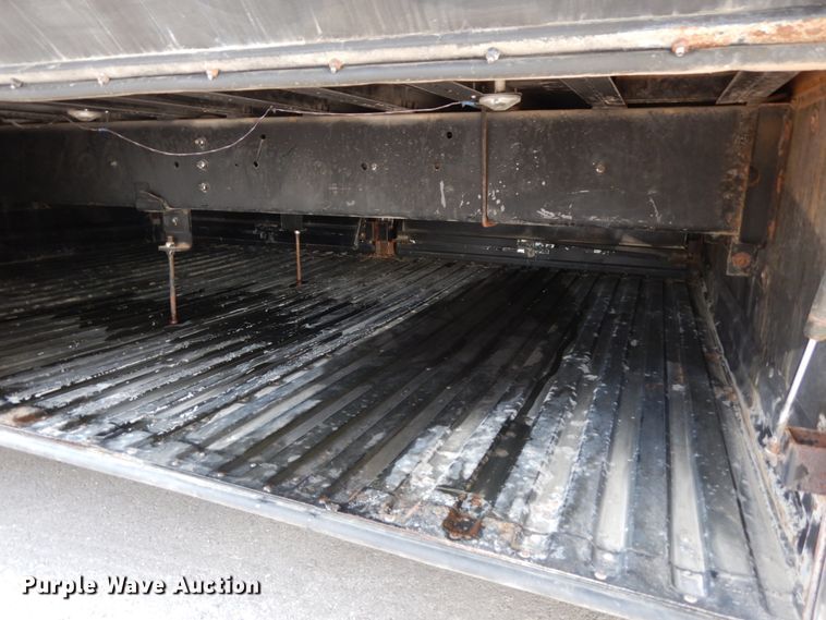 image for item DH6645 2003 Thomas Built Saf-T-Liner  school bus