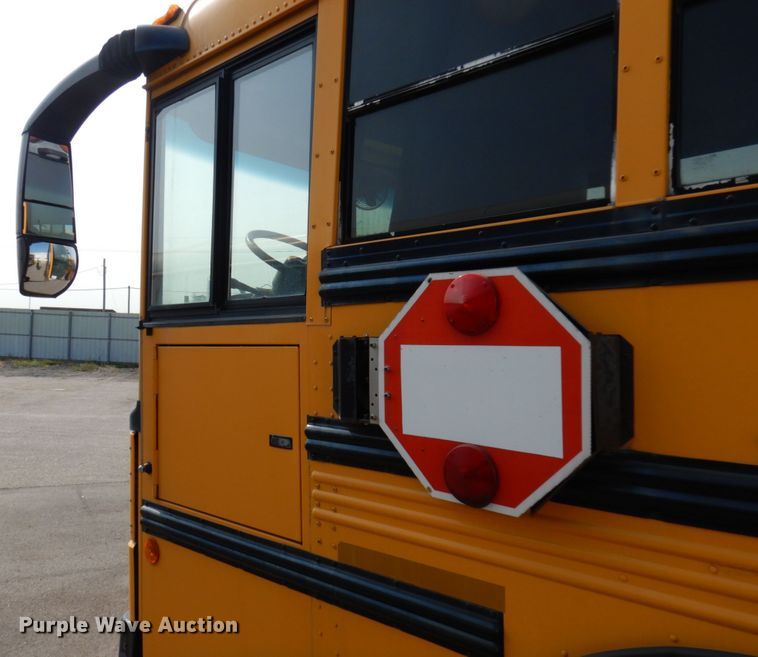 image for item DH6645 2003 Thomas Built Saf-T-Liner  school bus