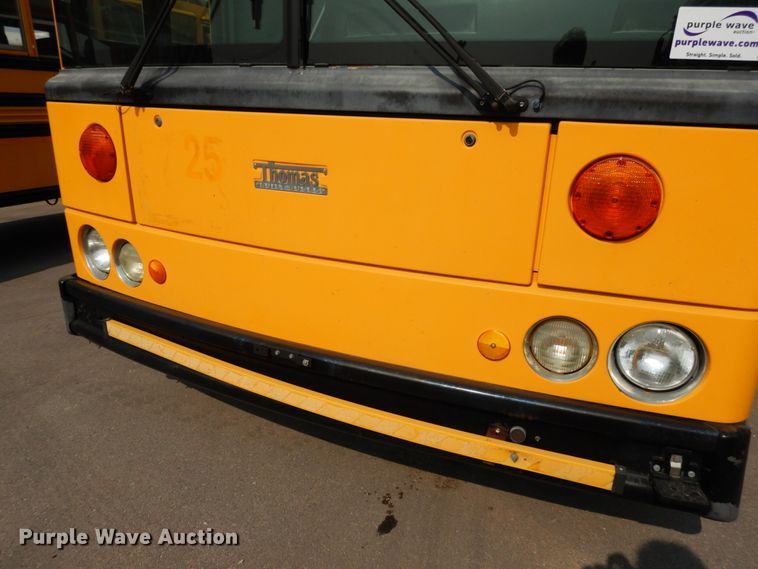 image for item DH6645 2003 Thomas Built Saf-T-Liner  school bus