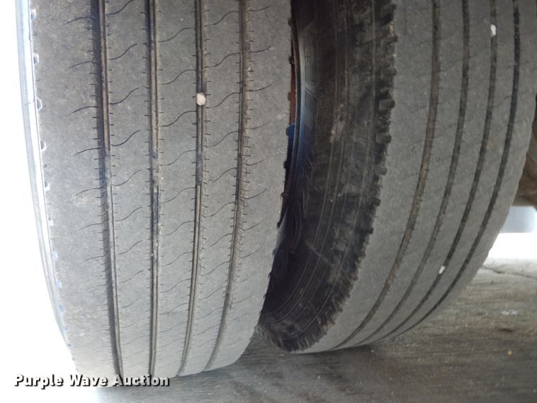 image for item DH6645 2003 Thomas Built Saf-T-Liner  school bus