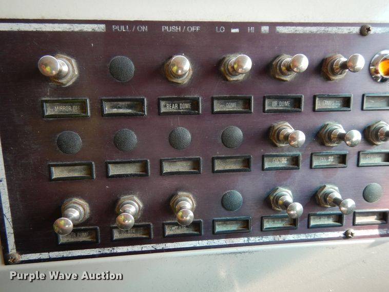 image for item DH6646 1999 Blue Bird TC2000  school bus