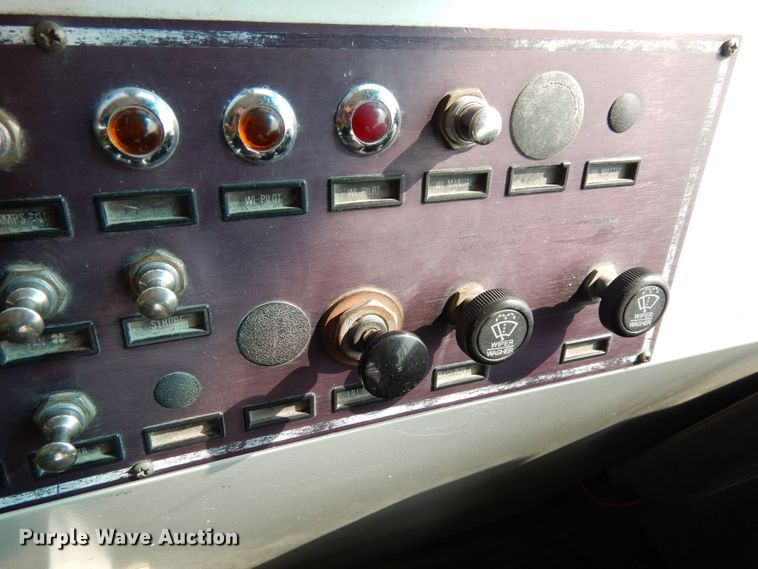 image for item DH6646 1999 Blue Bird TC2000  school bus