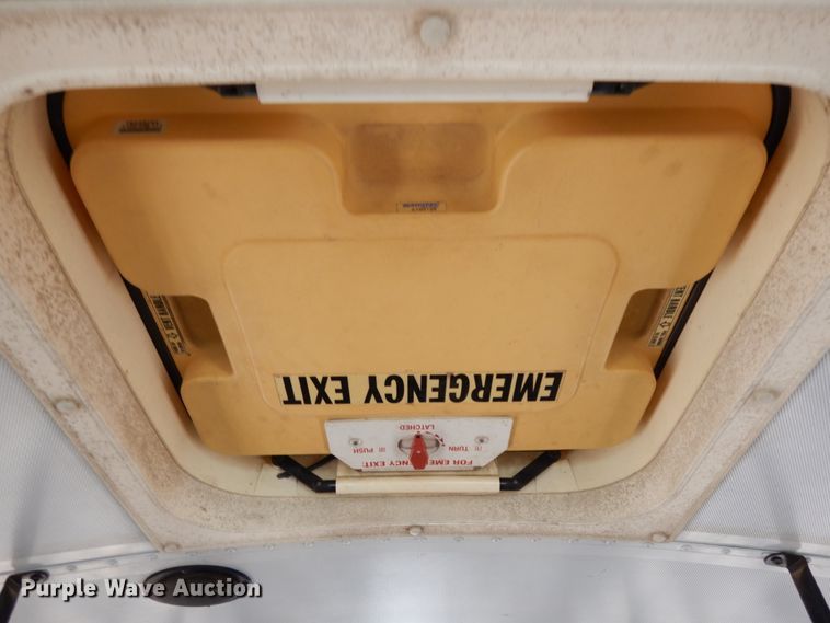 image for item DH6646 1999 Blue Bird TC2000  school bus