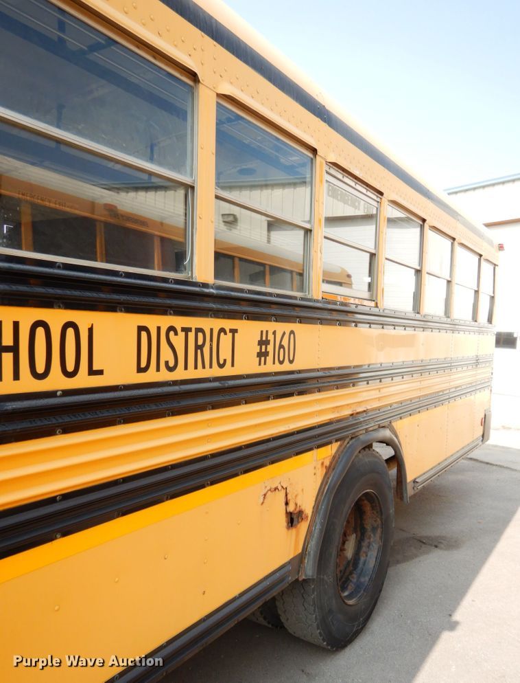 image for item DH6646 1999 Blue Bird TC2000  school bus
