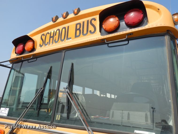 image for item DH6646 1999 Blue Bird TC2000  school bus