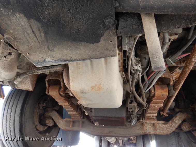 image for item DH6646 1999 Blue Bird TC2000  school bus