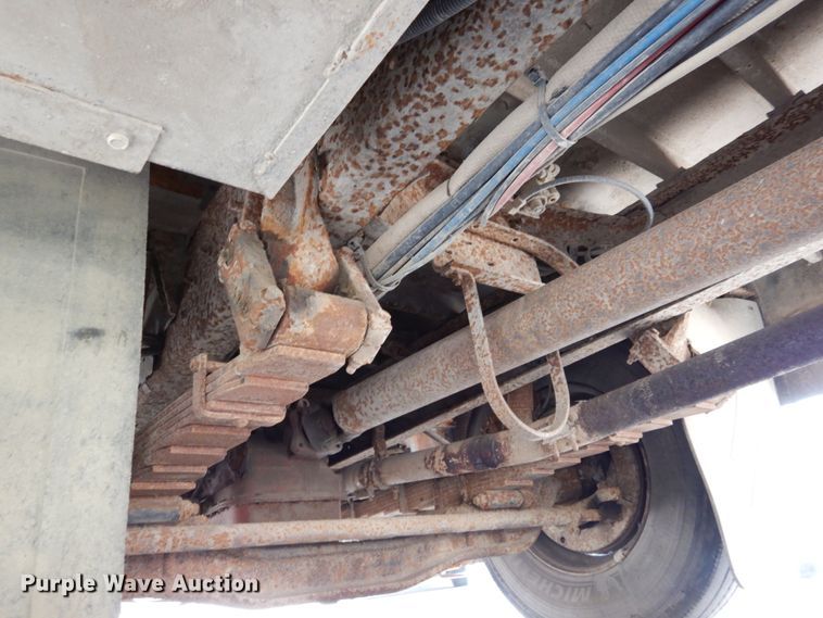 image for item DH6646 1999 Blue Bird TC2000  school bus