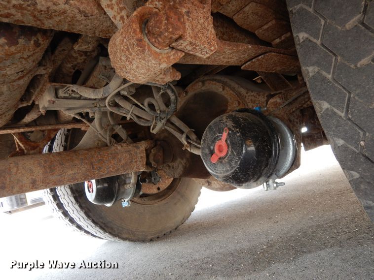 image for item DH6646 1999 Blue Bird TC2000  school bus