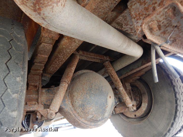 image for item DH6646 1999 Blue Bird TC2000  school bus