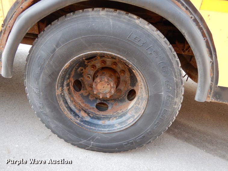 image for item DH6646 1999 Blue Bird TC2000  school bus