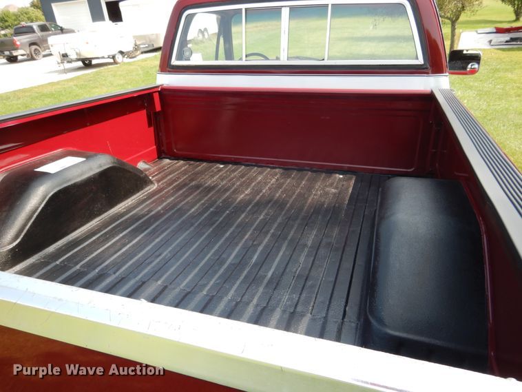 image for item DH7010 1981 GMC C1500  pickup truck