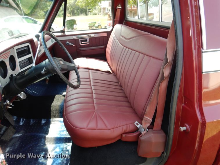 image for item DH7010 1981 GMC C1500  pickup truck