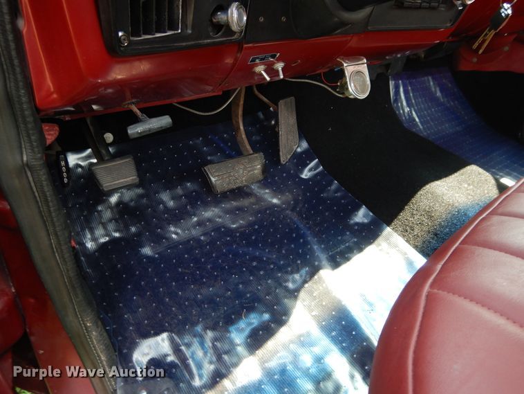 image for item DH7010 1981 GMC C1500  pickup truck