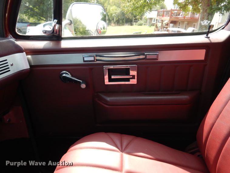 image for item DH7010 1981 GMC C1500  pickup truck