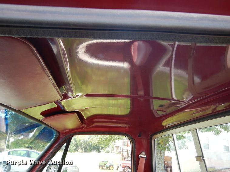 image for item DH7010 1981 GMC C1500  pickup truck