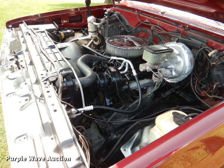 image for item DH7010 1981 GMC C1500  pickup truck