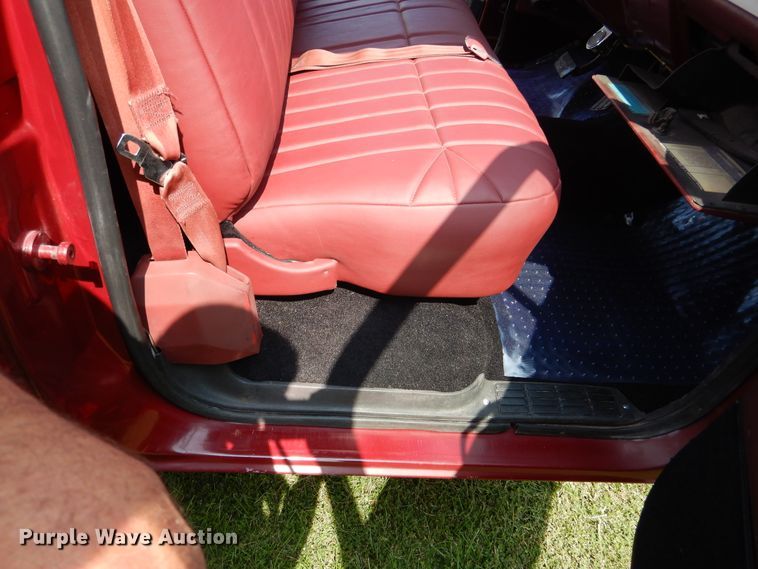 image for item DH7010 1981 GMC C1500  pickup truck