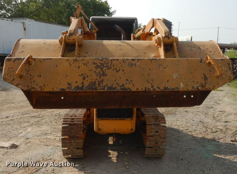 image for item DI7695 John Deere 350  track loader