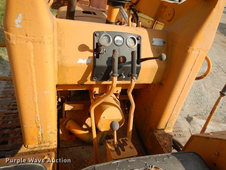 image for item DI7695 John Deere 350  track loader