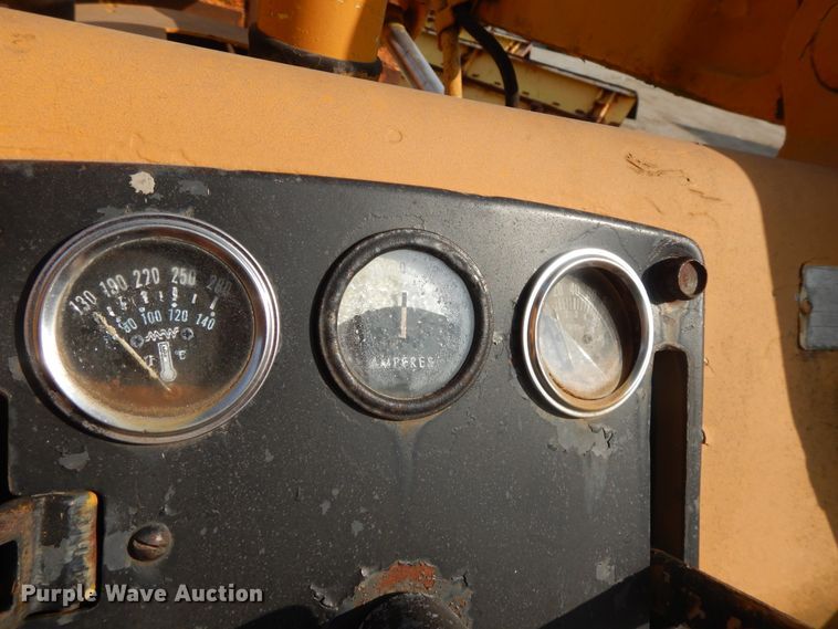 image for item DI7695 John Deere 350  track loader