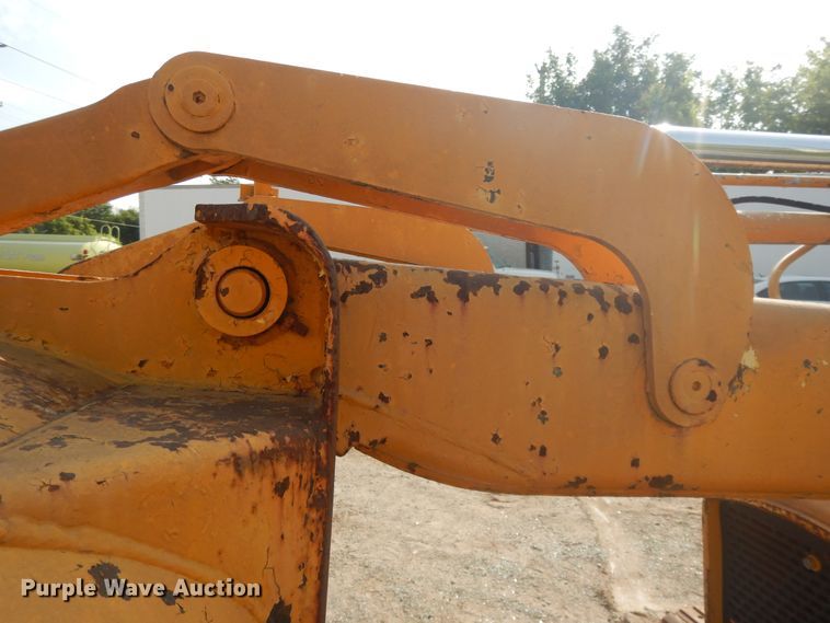 image for item DI7695 John Deere 350  track loader