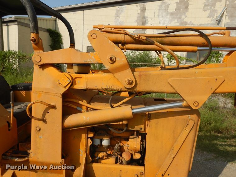 image for item DI7695 John Deere 350  track loader