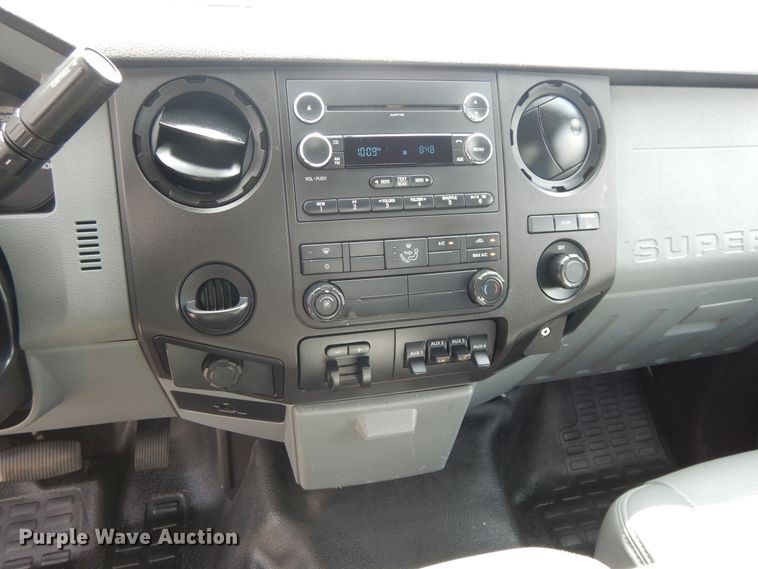 image for item DI7709 2013 Ford F550 Super Duty  flatbed truck