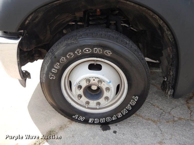 image for item DI7709 2013 Ford F550 Super Duty  flatbed truck