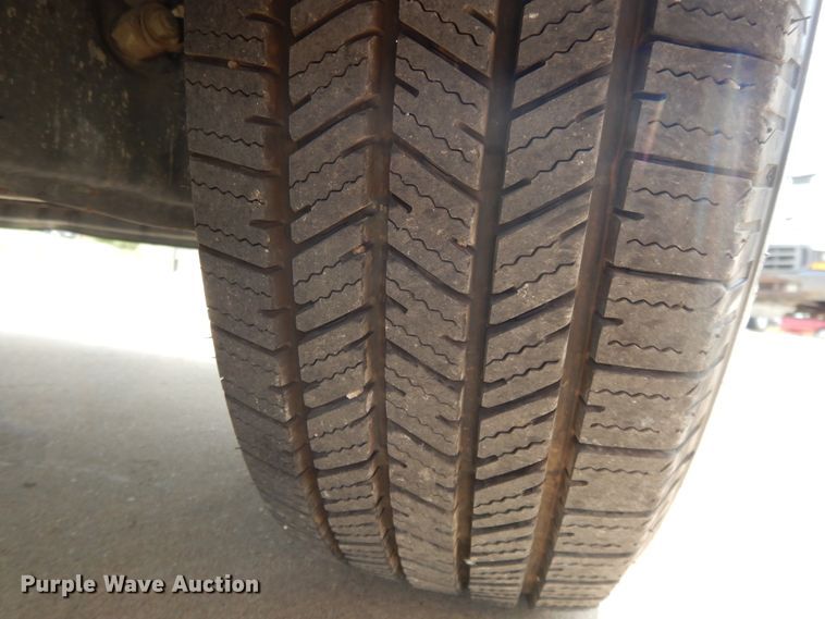 image for item DI7709 2013 Ford F550 Super Duty  flatbed truck