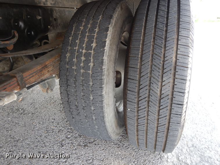 image for item DI7709 2013 Ford F550 Super Duty  flatbed truck