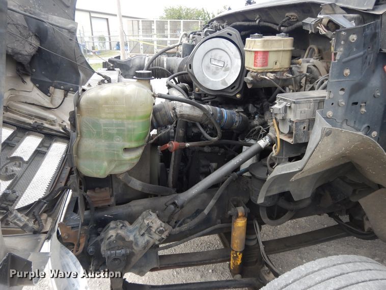 image for item DI7718 2006 Ford F650 Super Duty  rollback truck