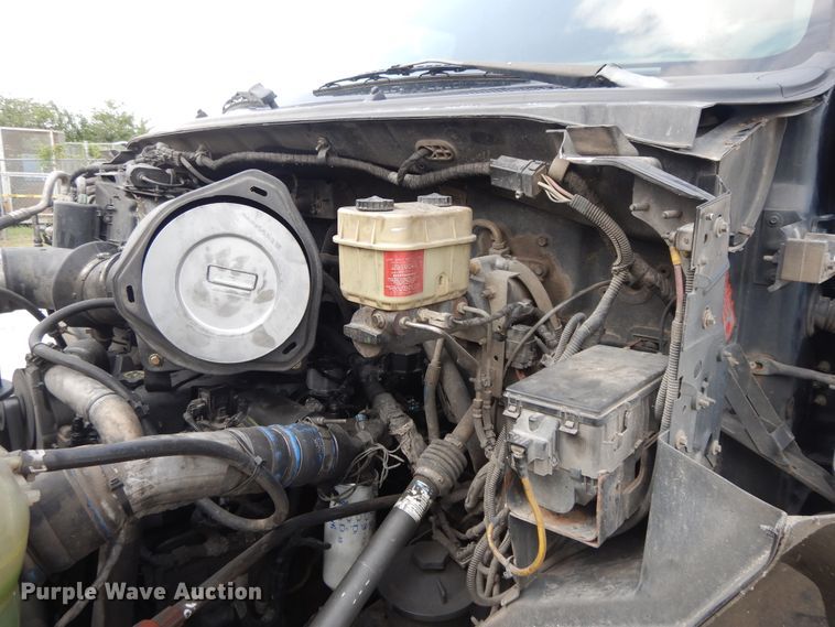 image for item DI7718 2006 Ford F650 Super Duty  rollback truck