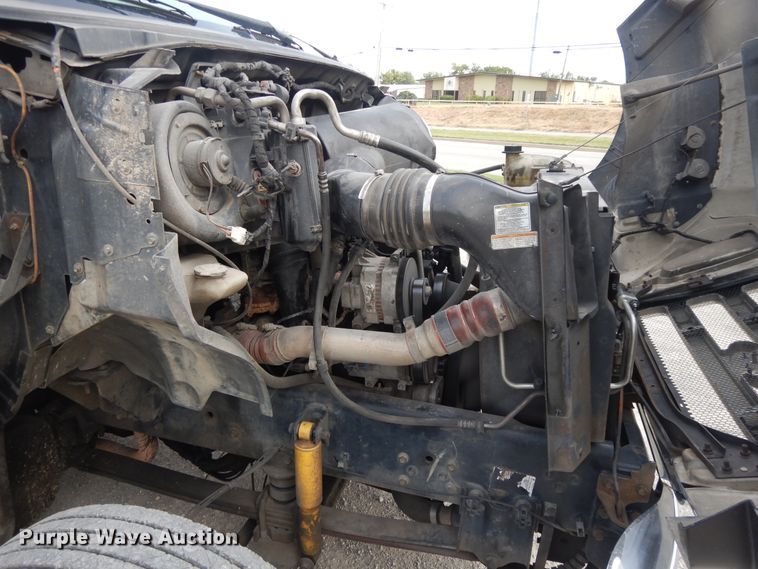 image for item DI7718 2006 Ford F650 Super Duty  rollback truck