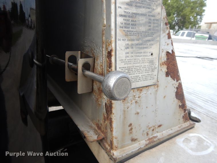 image for item DI7718 2006 Ford F650 Super Duty  rollback truck