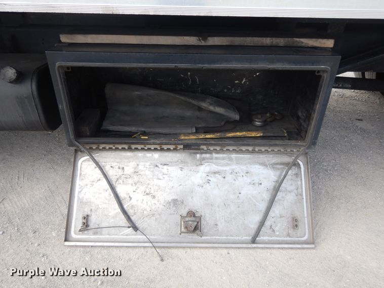 image for item DI7718 2006 Ford F650 Super Duty  rollback truck