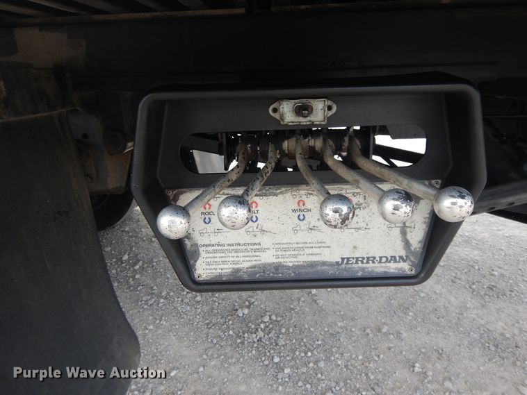 image for item DI7718 2006 Ford F650 Super Duty  rollback truck